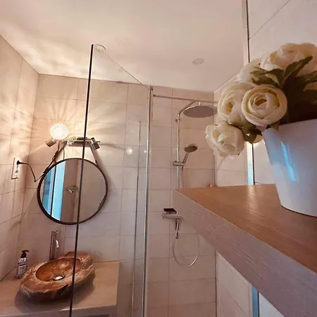 Апартаменти 7 Eden *