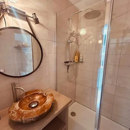 Апартаменти 7 Eden *